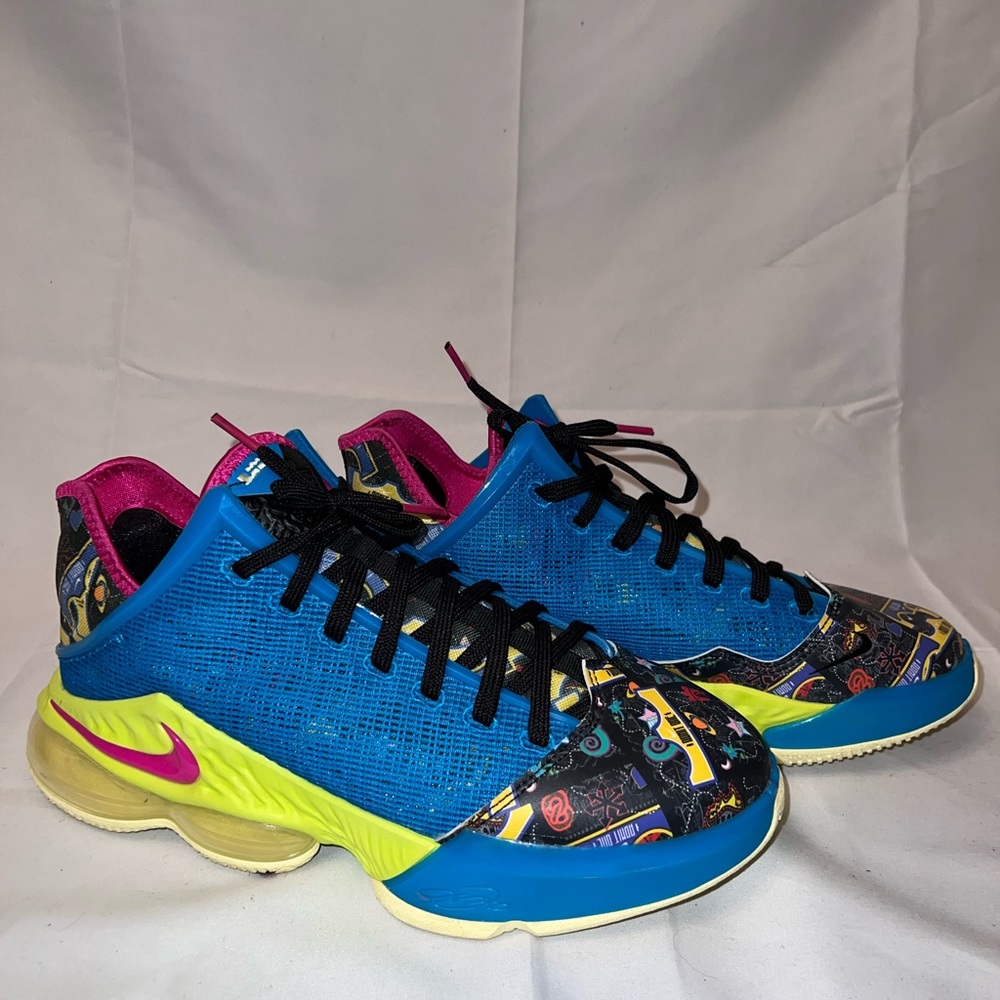 Nike LeBron 19 Low LeBronival Blue Citron Volt What The Colorful sz 8.5